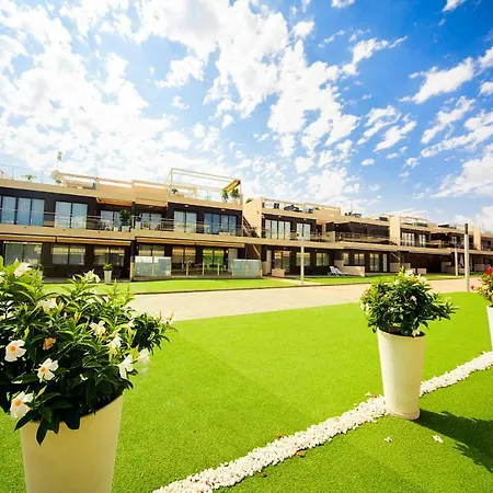 Penthouse 2 Bedrooms In Mil Palmeras פילאר דה לה הורדאדה