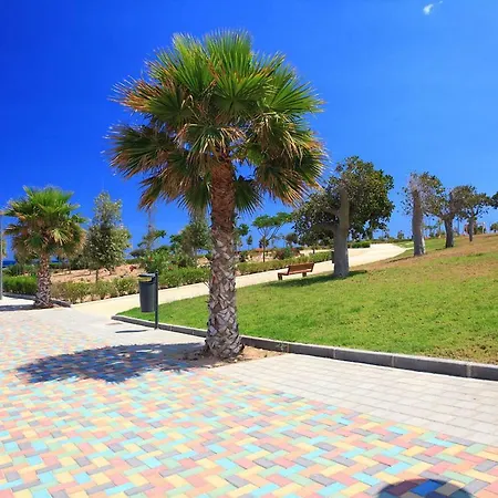 Penthouse 2 Bedrooms In Mil Palmeras דירה פילאר דה לה הורדאדה