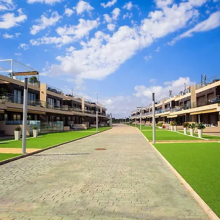 Penthouse 2 Bedrooms In Mil Palmeras פילאר דה לה הורדאדה